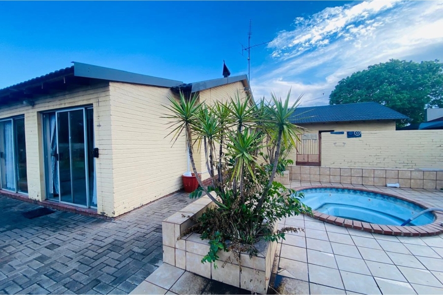 4 Bedroom Property for Sale in Sasolburg Free State